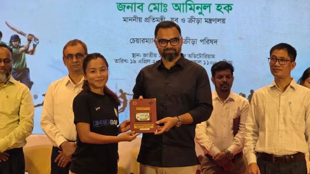 আরো ১৭১টি ক্রীড়া কার্ড হস্তান্তর