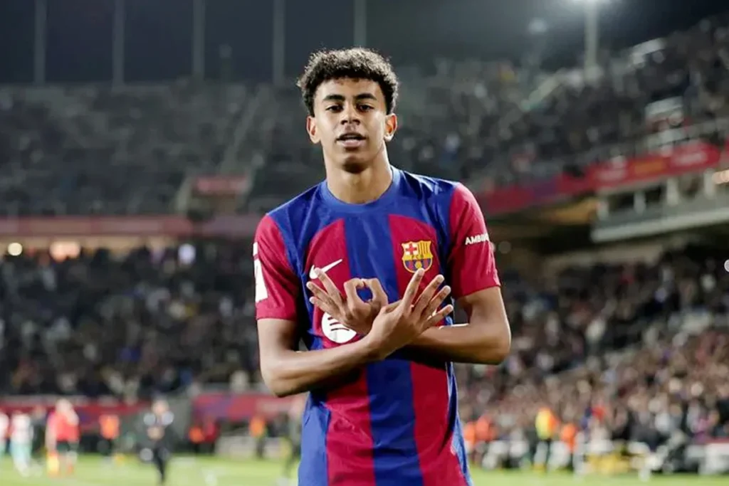 দুঃখের মাঝে সুখবর পেলেন ইয়ামাল