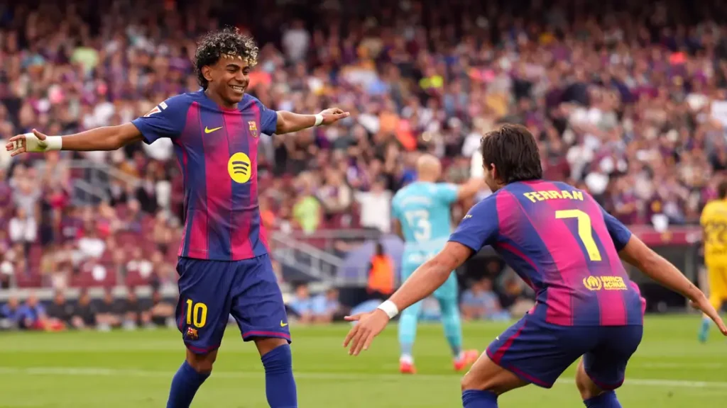 তোরেস ও ইয়মাল নৈপুণ্যে শিরোপার আরও কাছে বার্সেলোনা