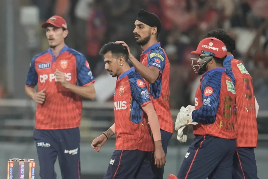 প্রতিদ্বন্দ্বিতাপূর্ণ ম্যাচে পাঞ্জাব হারাল গুজরাতকে