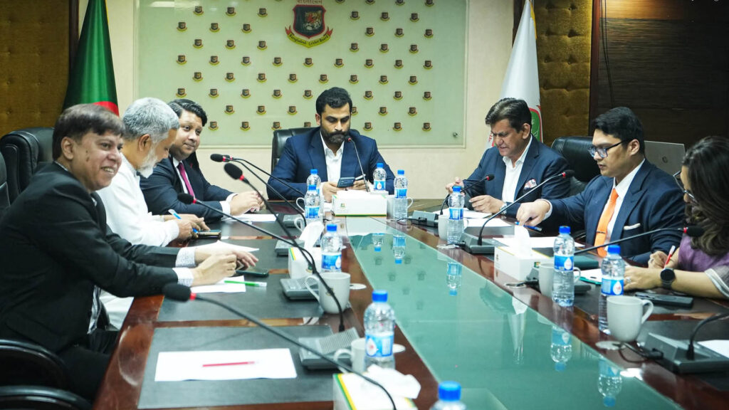 বরফ গল ঢাকার ক্লাব ও বিসিবির সম্পর্কের