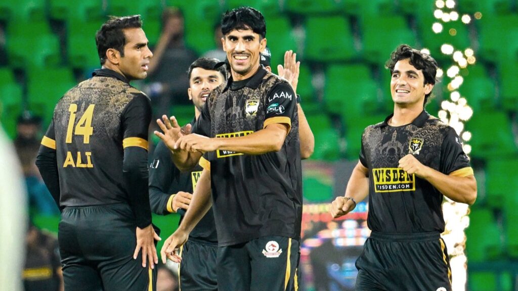 মুলতানকে হারিয়ে ফাইনালে ওঠার লড়াইয়ে হায়দরাবাদ
