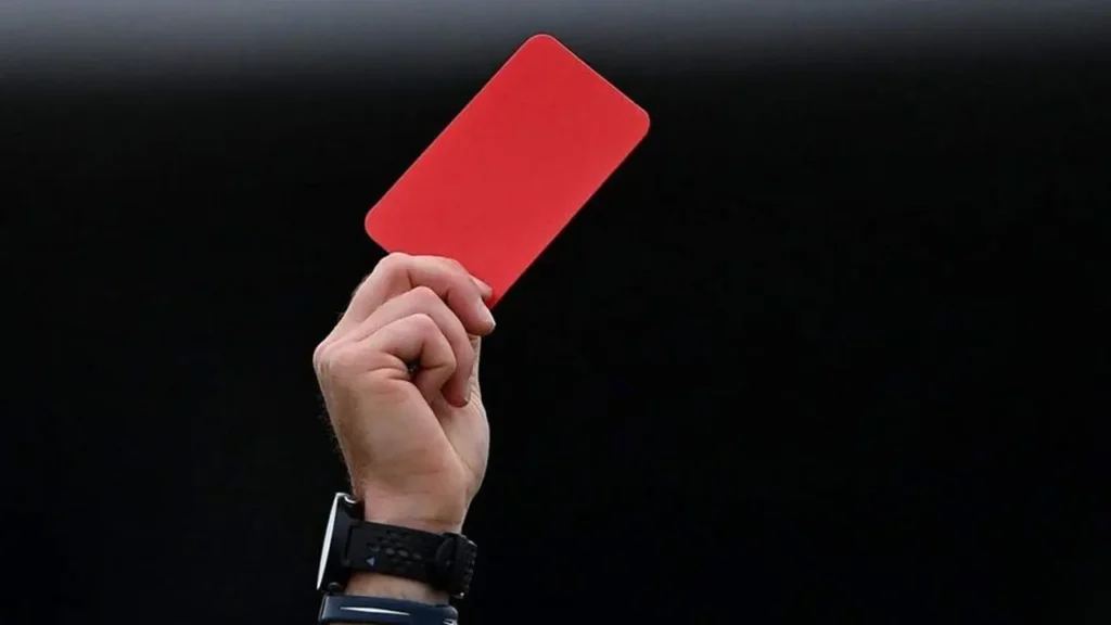 এক ম্যাচে ২৪ লাল কার্ডের ইতিহাস!