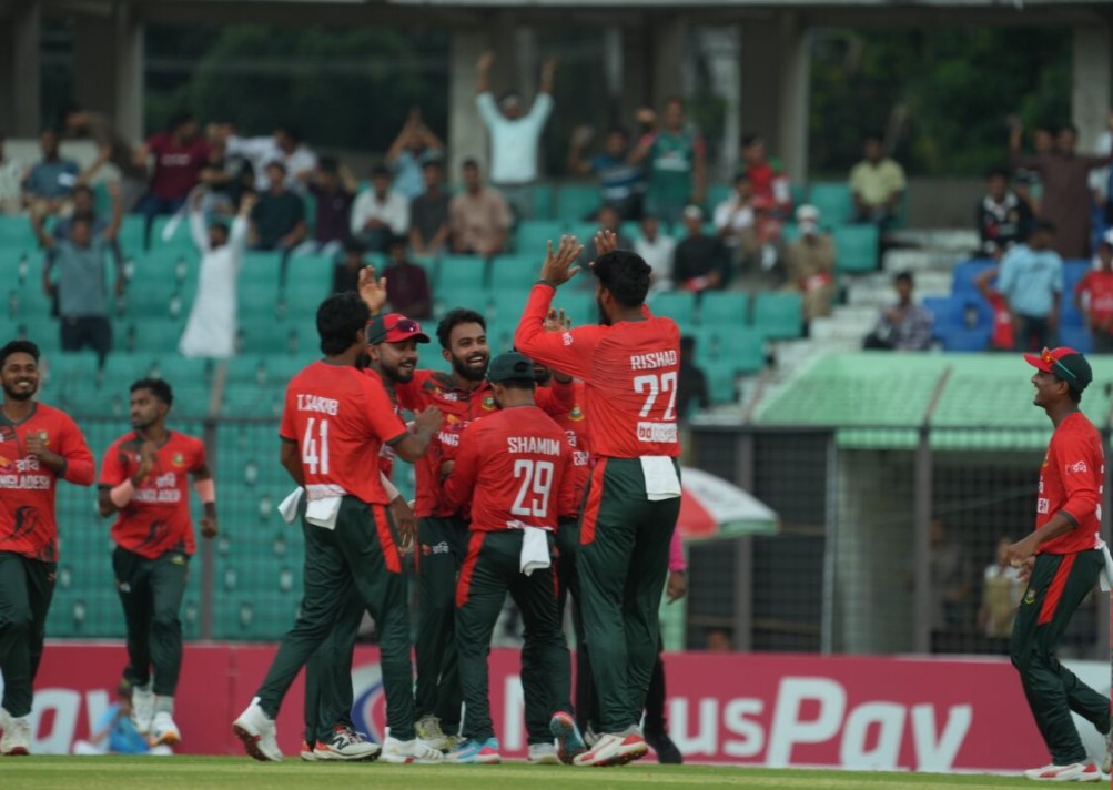 ১৮৩ রানের টার্গেট পেল বাংলাদেশ