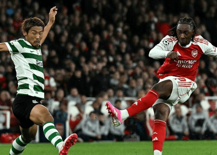 আর্সেনাল বনাম স্পোর্তিং লিসবন ম্যাচে বল দখলের লড়াই