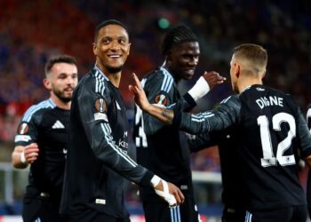 বোলোনিয়ার বিপক্ষে জয়ের পর অ্যাস্টন ভিলার খেলোয়াড়রা