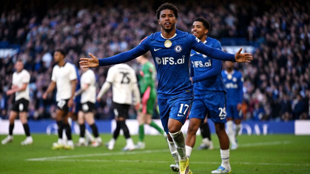 আর্সেনালের বিদায়ের দিনে ম্যানসিটি ও চেলসি সেমিফাইনালে