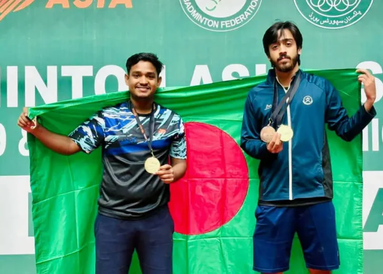 পাকিস্তানে বাংলাদেশের স্বর্ণ