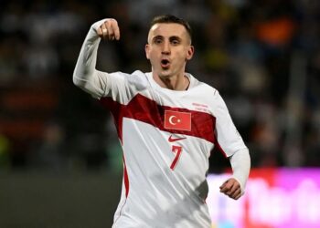 কসোভোর বিপক্ষে গোল করার পর আকতুরকগলু