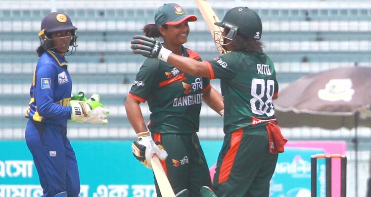 ওয়ানডে র‍্যাঙ্কিংয়ে উন্নতি মোস্তারী-মারুফারা