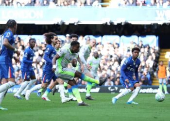 আর্সেনালের ঘাড়ে নিঃশ্বাস ম্যানচেস্টার সিটির