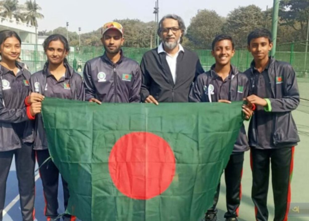 কম্বোডিয়ায় টেনিস আসরের কোয়ার্টারে বাংলাদেশের কিশোরীরা