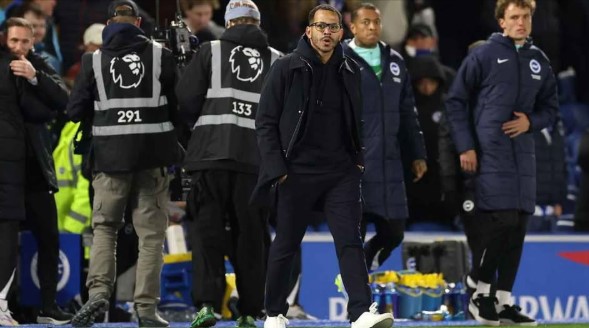 চেলসি কোচ রসেনিয়র বরখাস্ত।