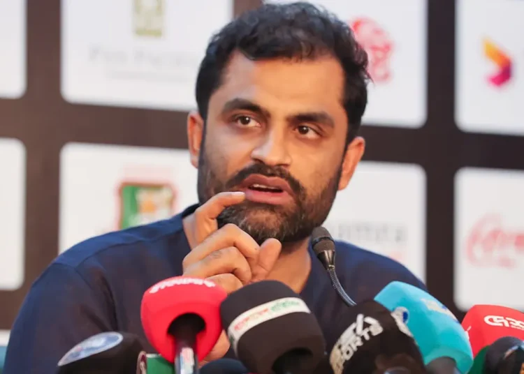 তামিমের ডাকে সাড়া দিচ্ছেন না দর্শকরা!