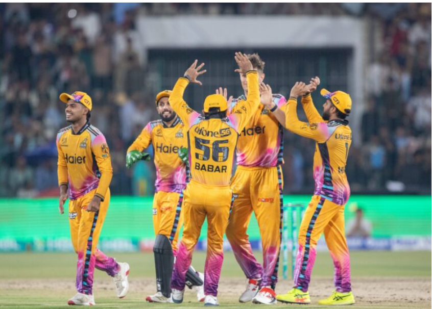 পিএসএল ফাইনালে পেশোয়ার জালমি