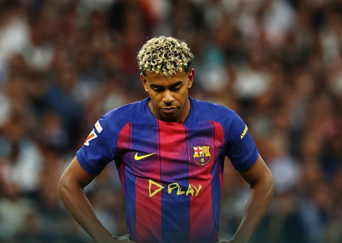 বার্সেলোনাকে জিতিয়ে ইনজুরিতে লামিনে ইয়ামাল