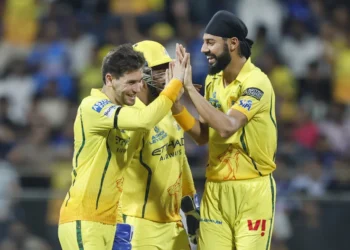 মুম্বাইকে হারিয়ে চেন্নাই জয়ের ধারায়