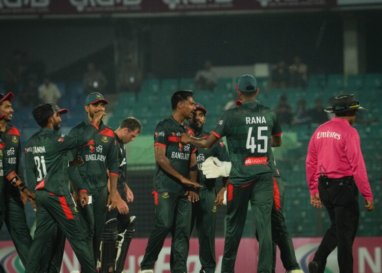 বাংলাদেশ জাতীয় ক্রিকেট দলের দুই গুরুত্বপূর্ণ পেসারকে ঘিরে গুরুত্বপূর্ণ সিদ্ধান্ত নিয়েছে বাংলাদেশ ক্রিকেট বোর্ড, বিসিবি।