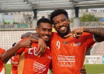 মোহামেডান ও কিংস শেষ চারে উঠল বিশাল জয়ে