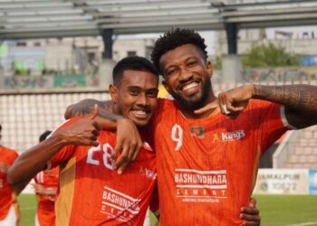 মোহামেডান ও কিংস শেষ চারে উঠল বিশাল জয়ে