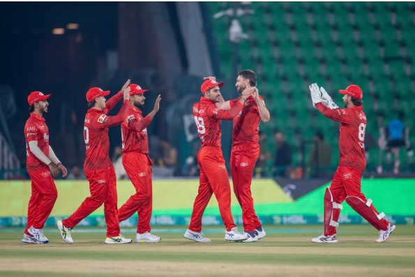 রাওয়ালপিন্ডিজের হ্যাটট্রিক হার- নিস্প্রভ রিশাদ।