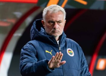 রিয়ালে যাওয়ার প্রশ্নে মুখে কুলুপ মরিনহোর