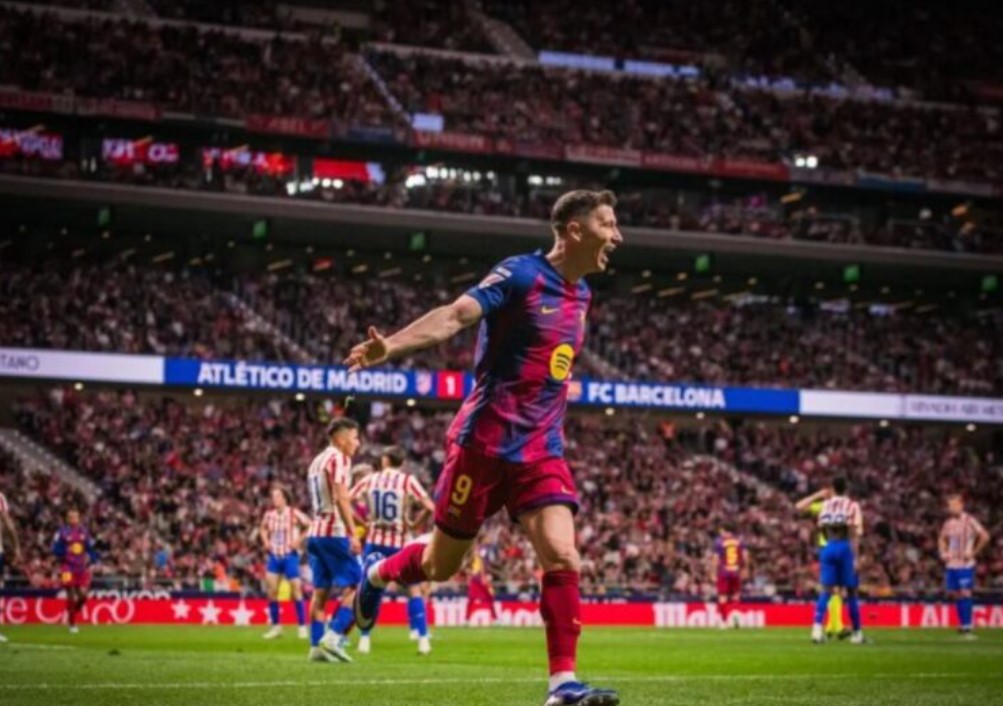 রিয়ালের হারের দিনে শিরোপার সুবাস পাচ্ছে বার্সেলোনা