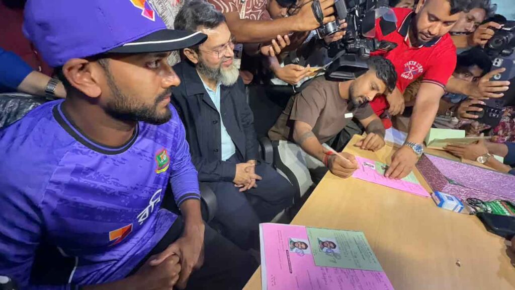 ক্রিকেটাররা কে কোন দলে খেলবেন এবার প্রিমিয়ার লিগে?