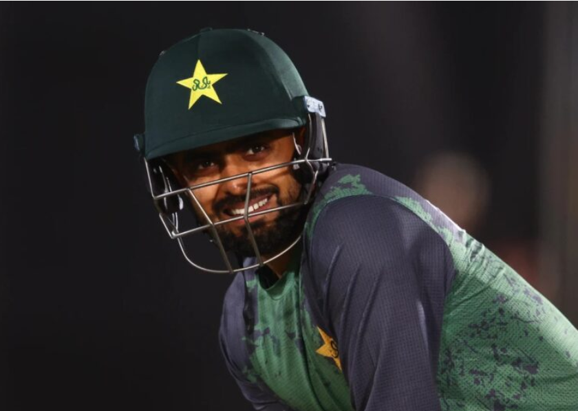 সর্বোচ্চ রানের লক্ষ্যে পৌঁছালেন বাবর আজম