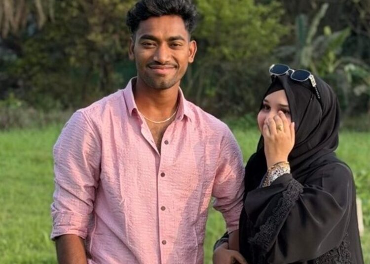 স্ত্রীর অবদান নিয়ে আবেগঘন বার্তা রিপন মন্ডলের