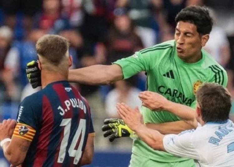 নিষিদ্ধ আর্জেন্টাইন গোলরক্ষক