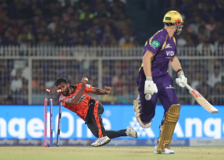 হায়দরাবাদের কাছে কলকাতা বড় হার দেখল