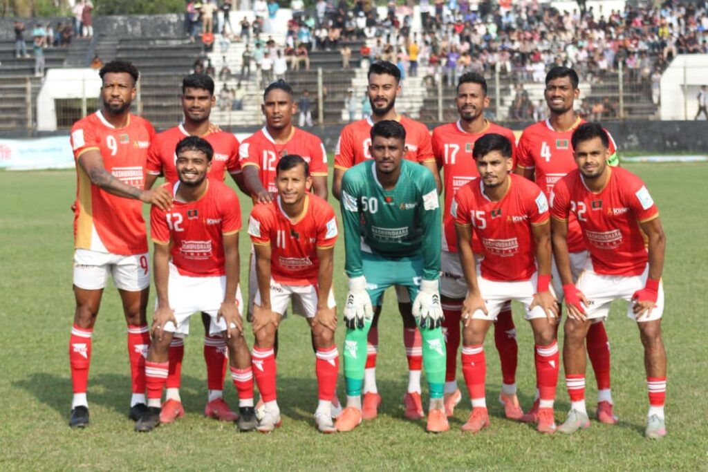 বাংলাদেশ ফুটবল লিগে শিরোপা পুনরুদ্ধার করলো বসু্ন্ধরা কিংস