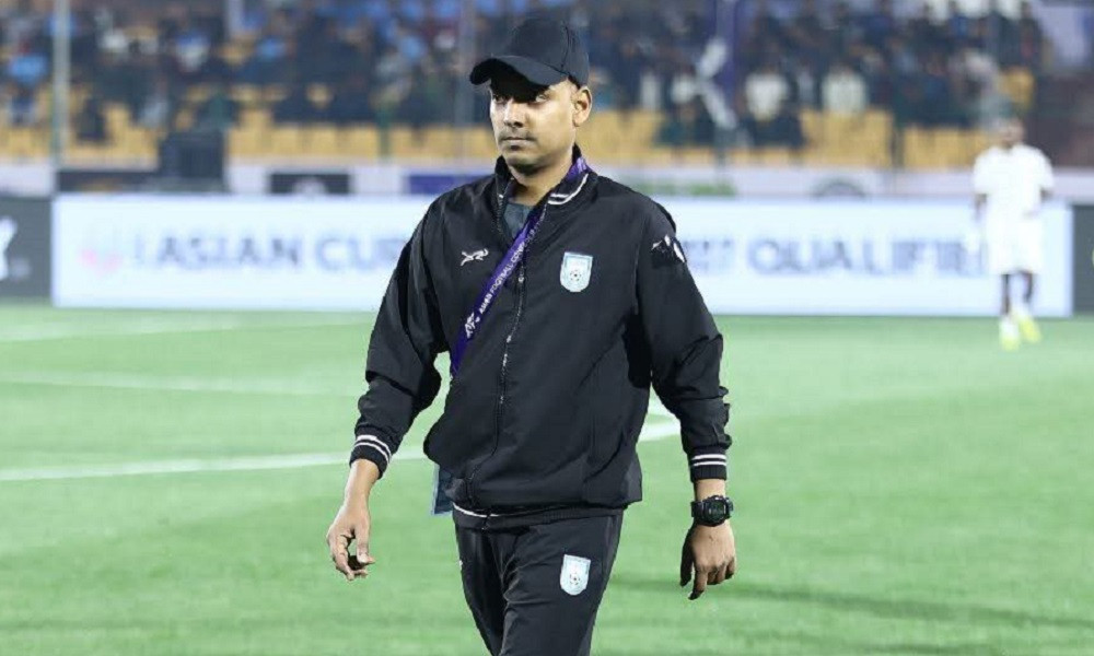 ভিসা জট কাটিয়ে ম্যাচের আগে দলে যোগ দিলেন অ্যানালিস্ট মেহেদী