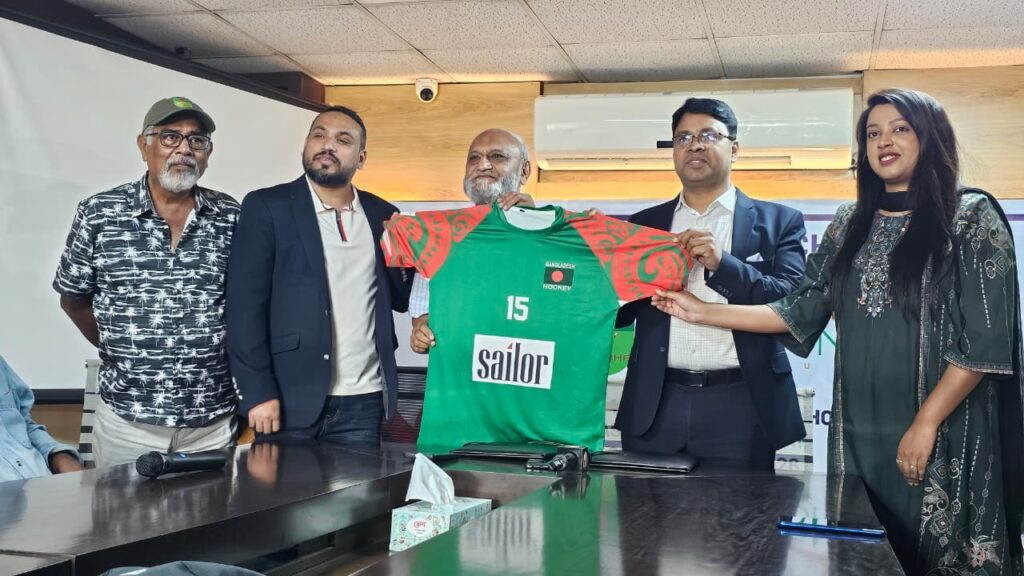 একের পর এক সাফল্যে ভাসছে বাংলাদেশ হকি ফেডারেশন। এবার ২৯ মে থেকে জাপানে শুরু হতে যাওয়া অনূর্ধ্ব-১৮ এশিয়া কাপ মিশন।