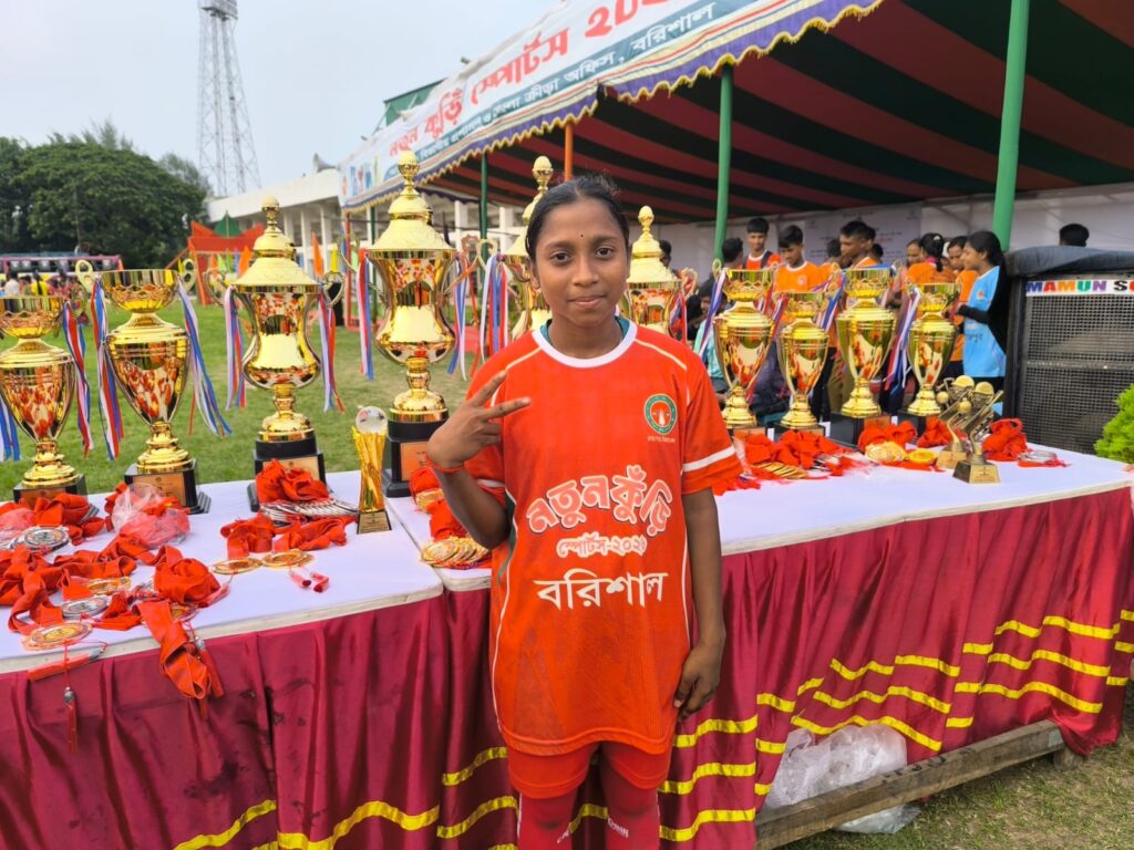 শ্রাবন্তীর হ্যাটট্রিকে বরিশালের শিরোপা জয়!