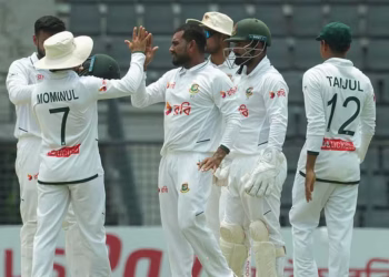 চতুর্থ দিন শেষে পাকিস্তান ৩১৬/৬