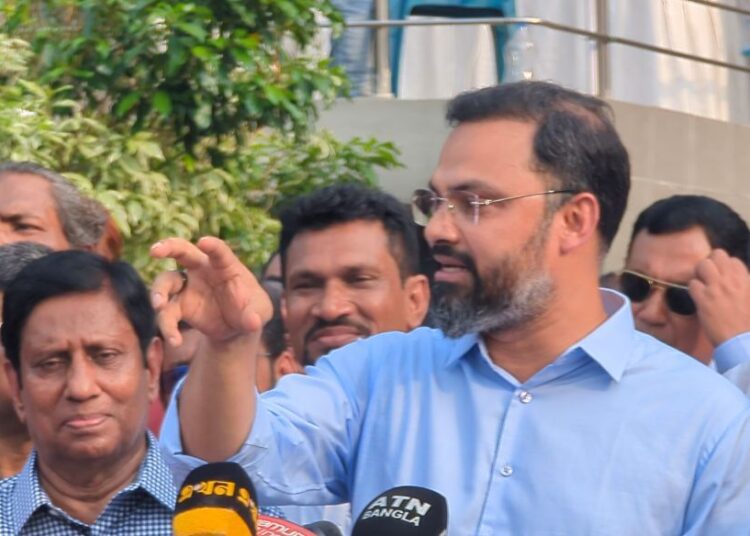 জাতীয় স্টেডিয়ামে ৪৯তম জাতীয় অ্যাথলেটিক্সের উদ্বোধন করতে এসেছিলেন যুব ও ক্রীড়া প্রতিমন্ত্রী