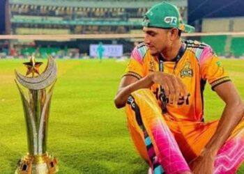 পিএসএলের ফাইনালে ঝড় তুলে কত টাকা পেলেন নাহিদ