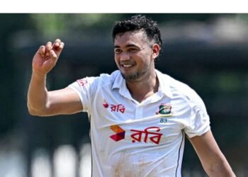 টেস্টে তাসকিনের ফিফটি
