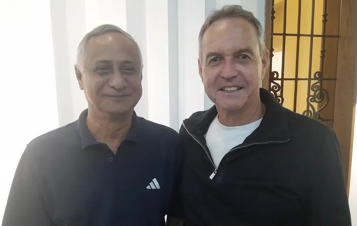 ঢাকায় জাতীয় ফুটবল দলের নতুন কোচ থমাস ডুলি