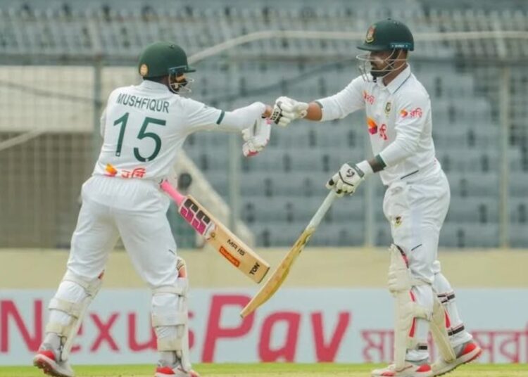 দ্বিতীয় দিন প্রথম সেশনে ৩ উইকেট হারাল বাংলাদেশ