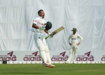 মিরপুর টেস্টের প্রথম দিন বাংলাদেশের