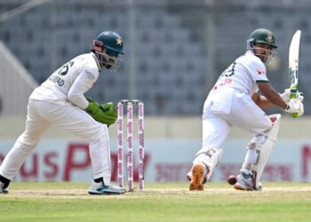 পাকিস্তানকে ২৬৮ রানের টার্গেট দিল বাংলাদেশ