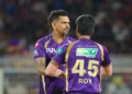প্লে-অফ রেসে থাকল কলকাতা
