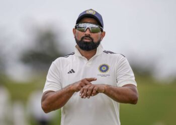 ফিটনেস ইস্যুতে আবারও বাদ শামী