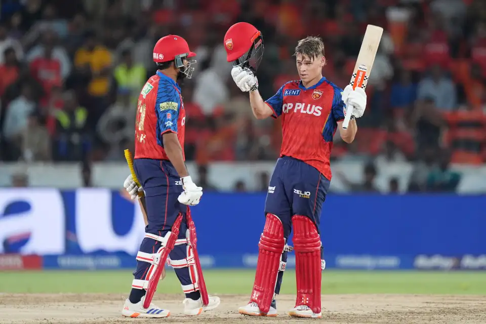 পাঞ্জাবকে হটিয়ে শীর্ষে হায়দরাবাদ