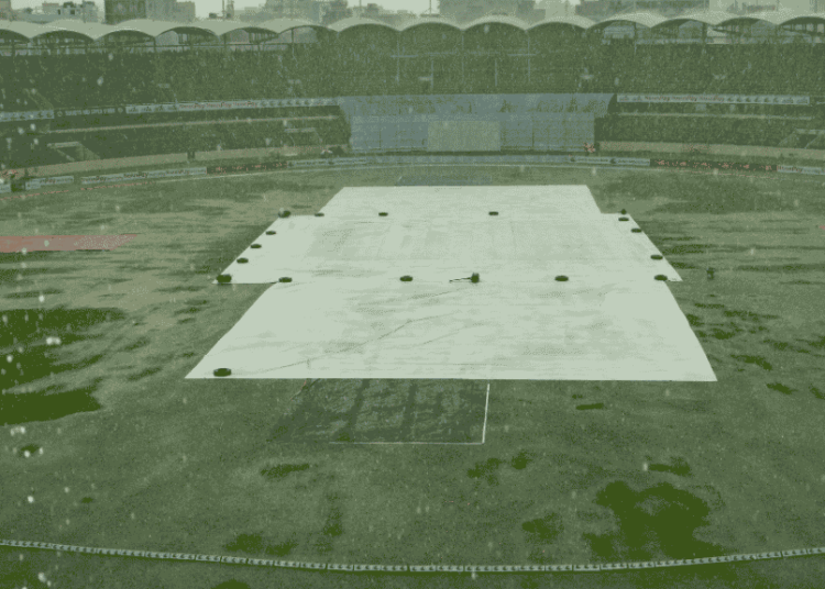 মিরপুর টেস্টের চতুর্থ দিন বৃষ্টিতে খেলা বন্ধ