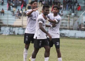 মোহামেডান ও ব্রাদার্স জিতল সহজেই