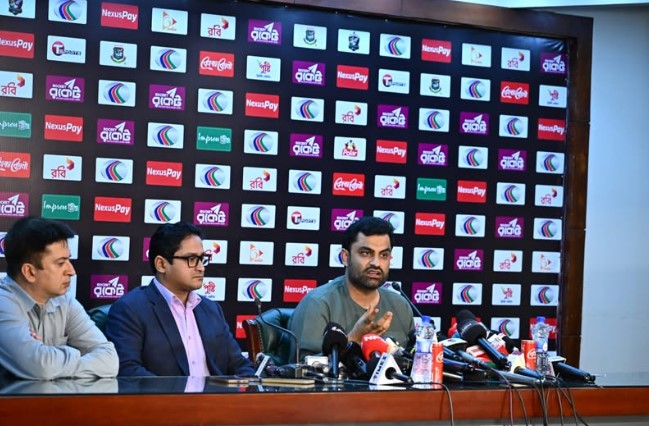 সাকিব ছাড়াও তামিম বললেন মাশরাফি ও দুর্জয়ের কথা।
